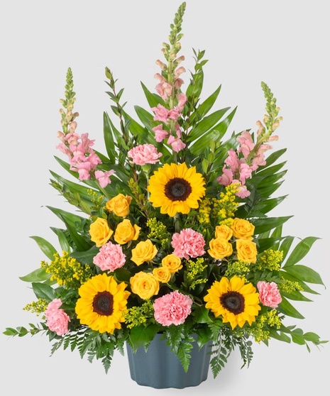 Chad's Traditional Sympathy Arrangement